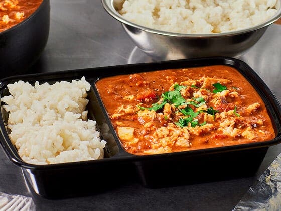 Chicken vindaloo with coconut rice