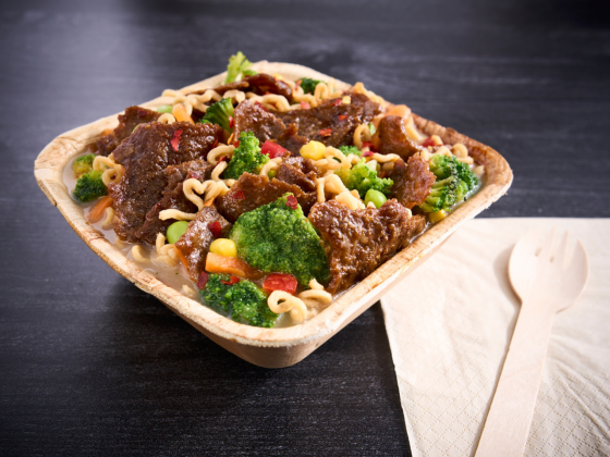 Ramen noodle plate with philly steak, broccoli, orange bell pepper and corn